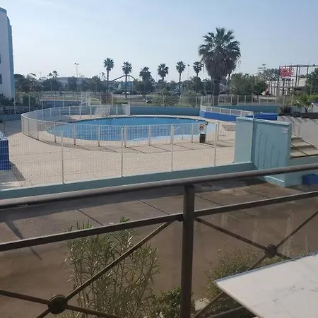 Appart Entre Piscine Et Apartment *